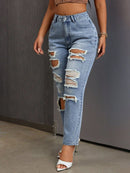 Distressed High Rise Jeans with Pockets