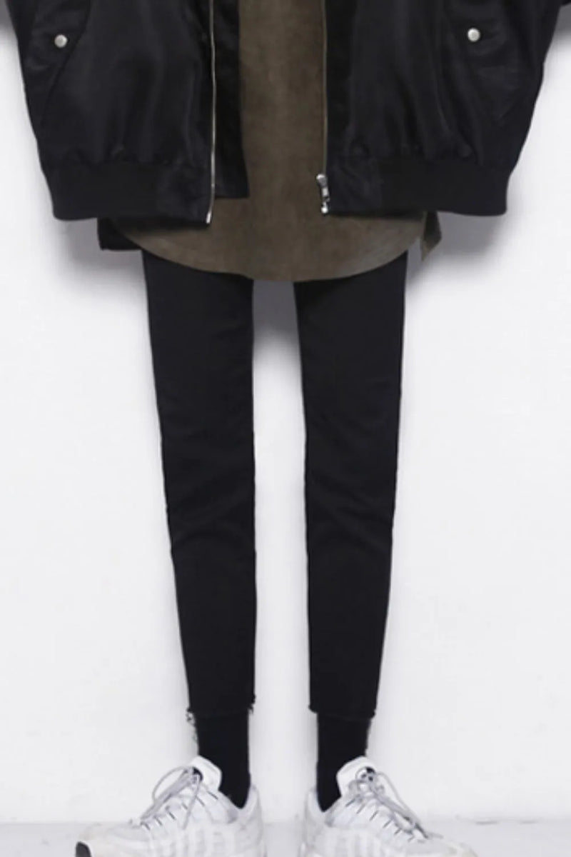 ce30b0e5-d32d-49db-a04b-7bf1f1c5ee9b-Max