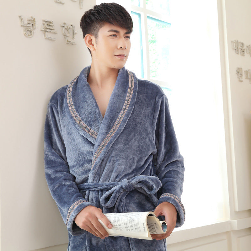 Men's Thickened Autumn And Winter Flannel Nightgown