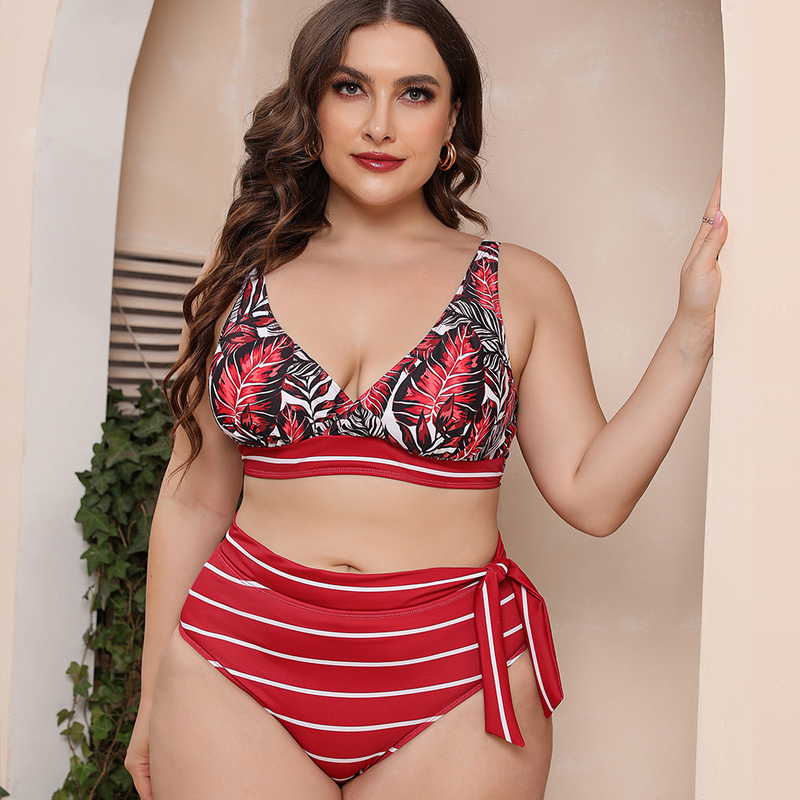 Large Size Women's Sexy Print Split Swimwear